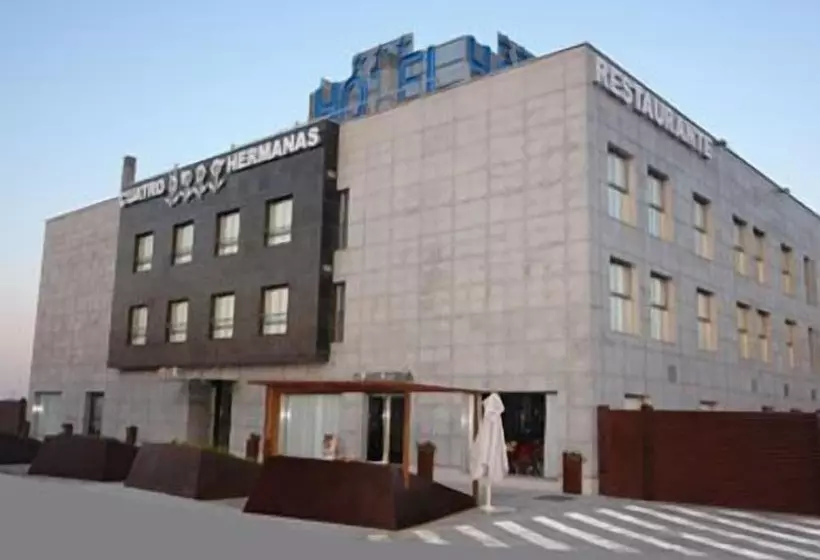 هتل Cuatro Hermanas