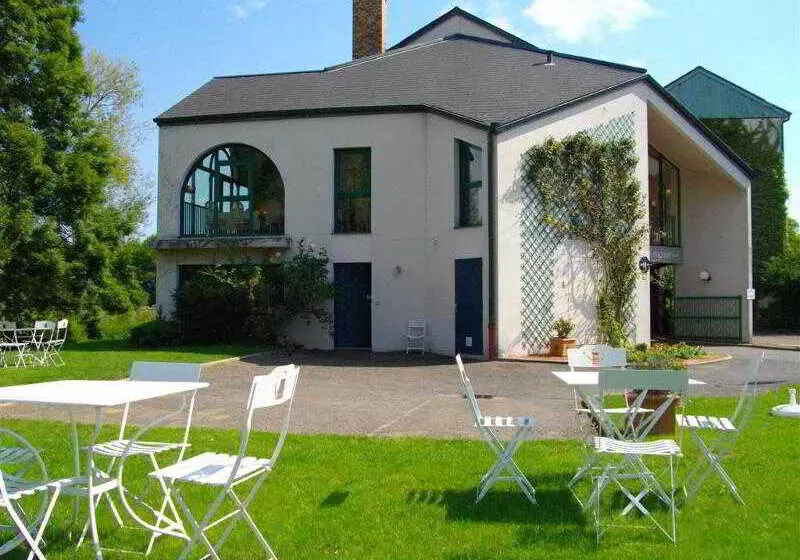 Golf Hotel Colvert Room Service Disponible