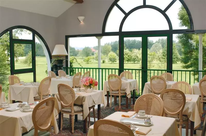 Golf Hotel Colvert Room Service Disponible