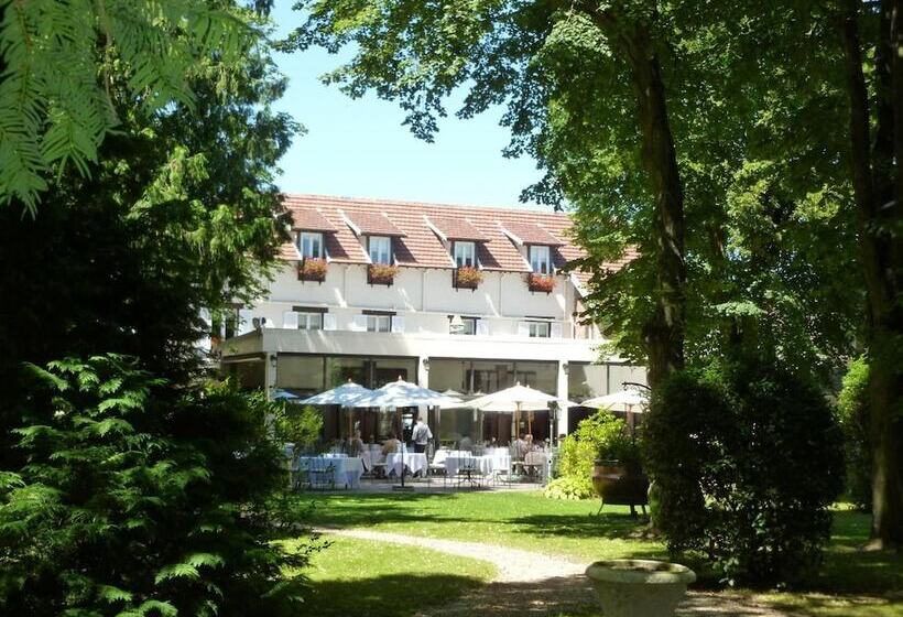 هتل Hostellerie Du Royal Lieu