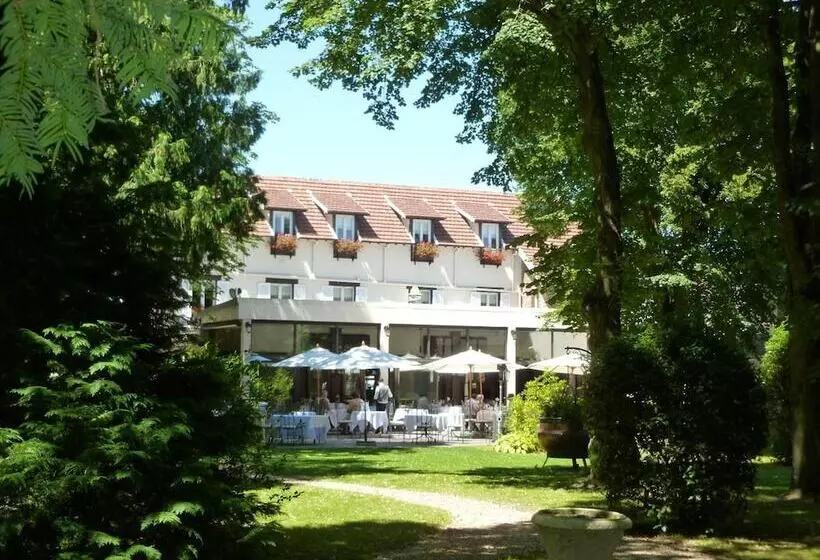 هتل Hostellerie Du Royal Lieu