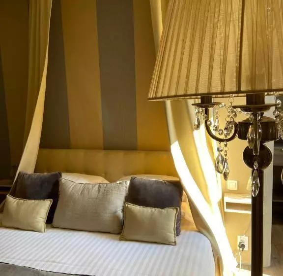 هتل Hôtel Gounod