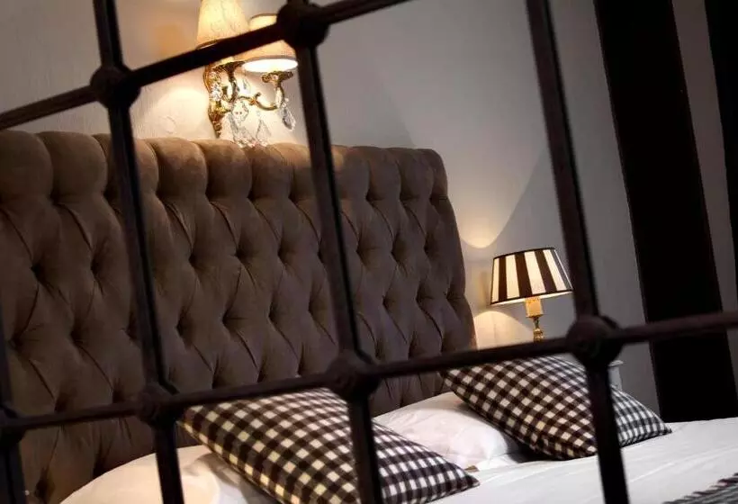 هتل Hôtel Gounod