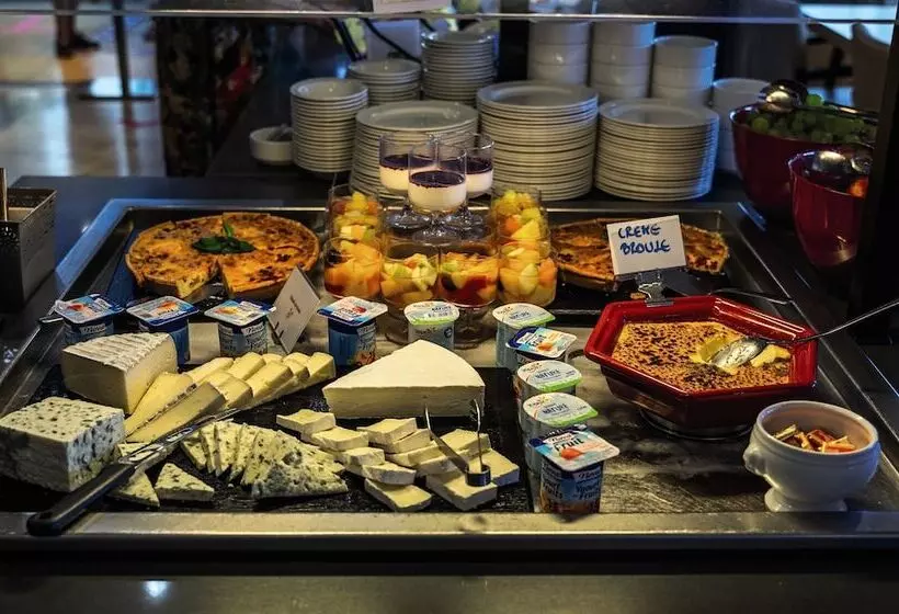 هتل Hôtel Vendôme Menton