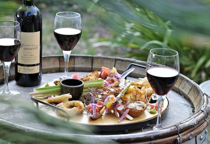 Отель Hôtel Spa Restaurant La Madrague