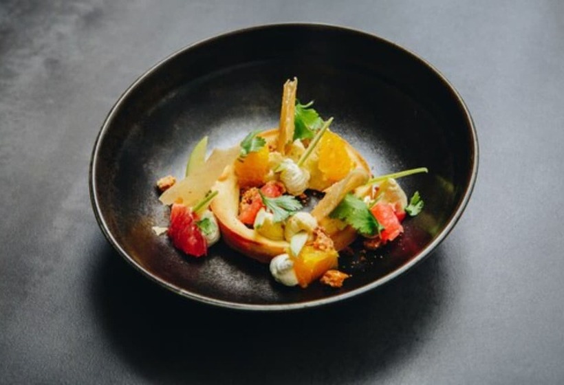 Отель Hôtel Spa Restaurant La Madrague