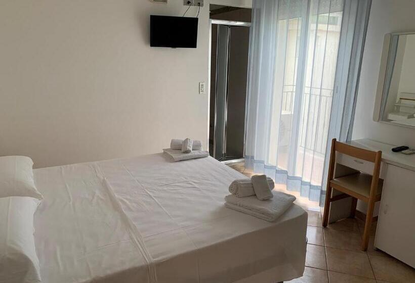 בית מלון כפרי Katina