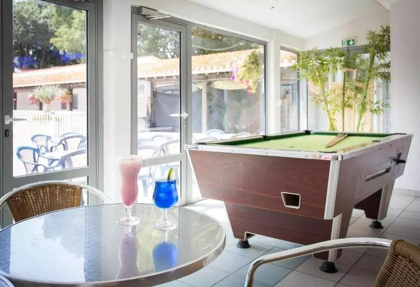 בית מלון כפרי Le Domaine Du Mas Blanc By Popinns