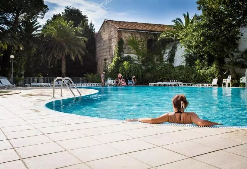 בית מלון כפרי Le Domaine Du Mas Blanc By Popinns