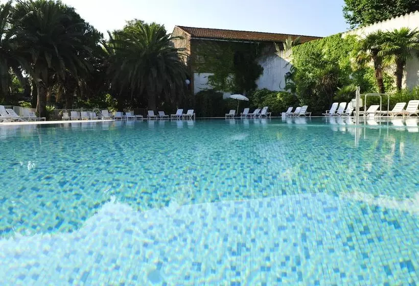 בית מלון כפרי Le Domaine Du Mas Blanc By Popinns