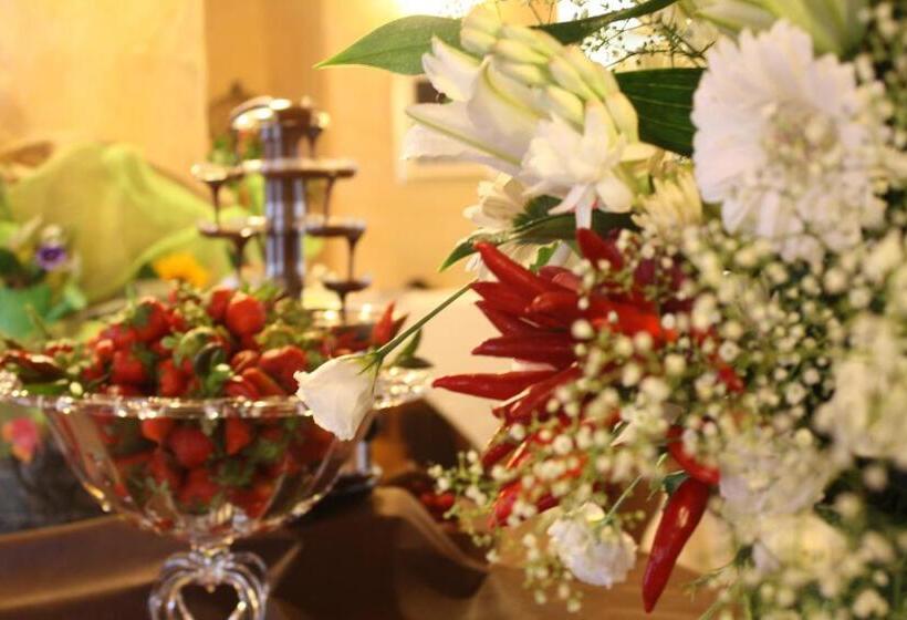 בית מלון כפרי Le Rocher