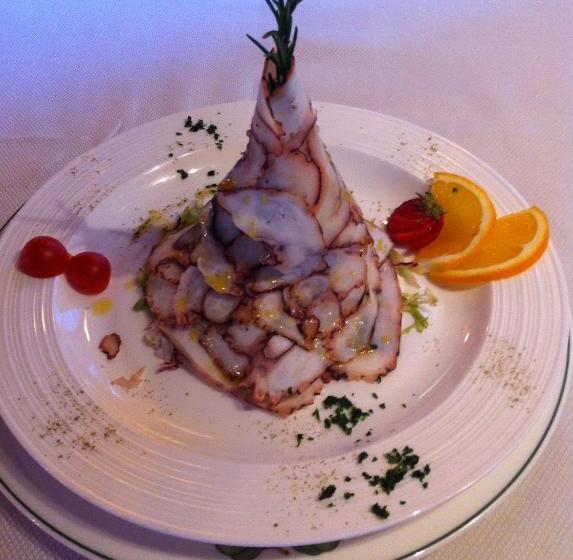 בית מלון כפרי Le Rocher