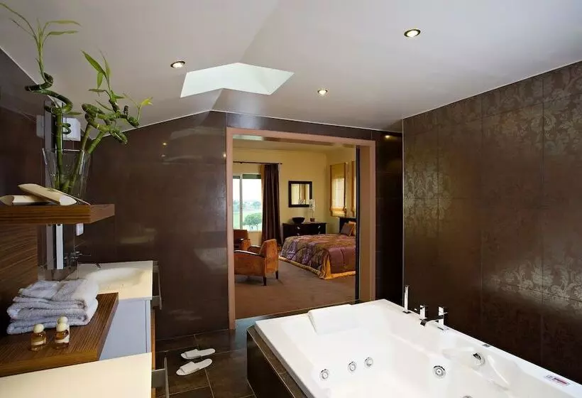 Palmyra Golf Hotel & Spa