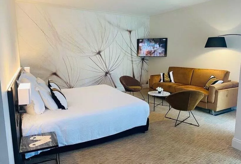 Palmyra Golf Hotel & Spa