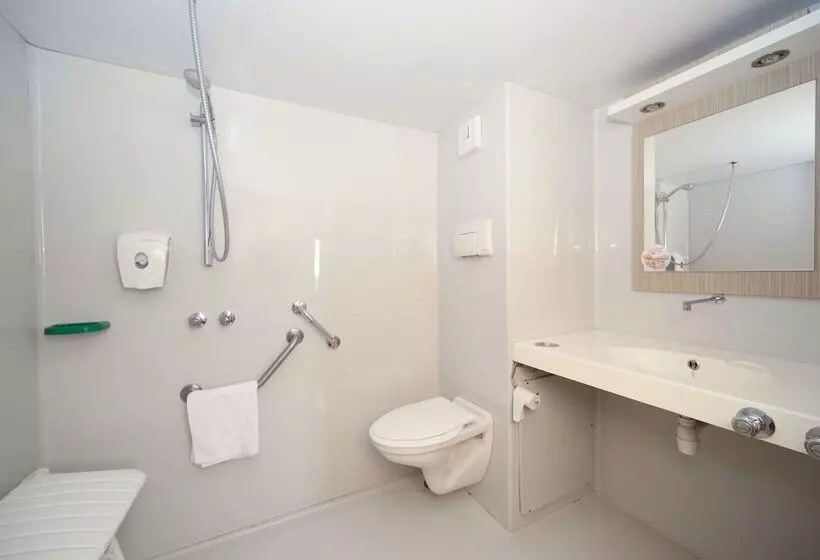 ホテル Premiere Classe Toulouse Ouest  Blagnac Aeroport