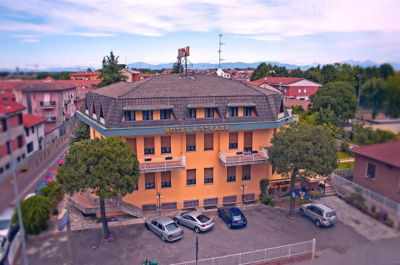 فندق Quattro Strade