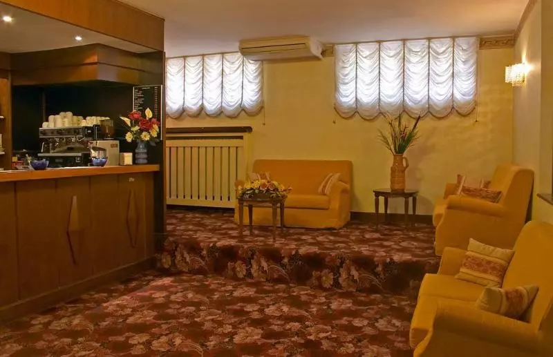 Отель Quattro Strade