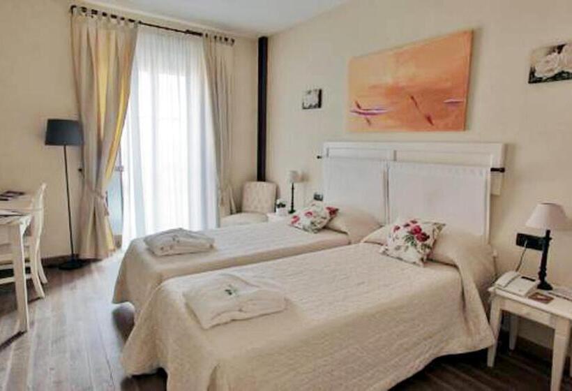 هتل Relais Bella Rosina Pool & Spa