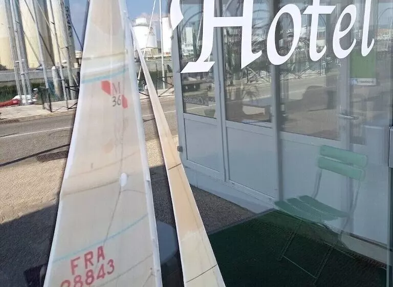 Отель Sables D O Et Son Restaurant Le 16 Bis