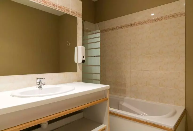 هتل Hôtel Oré, Saint Malo