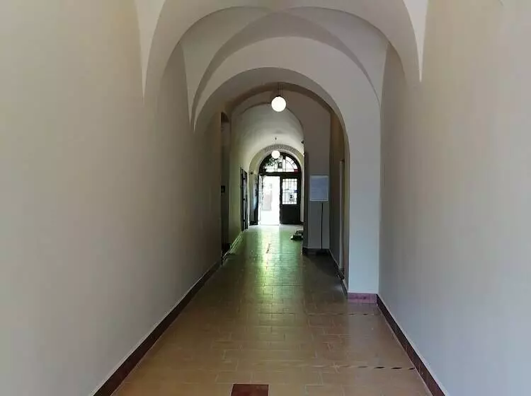 Globtroter Guest House