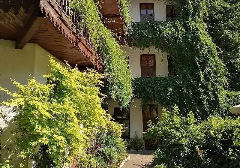 Globtroter Guest House