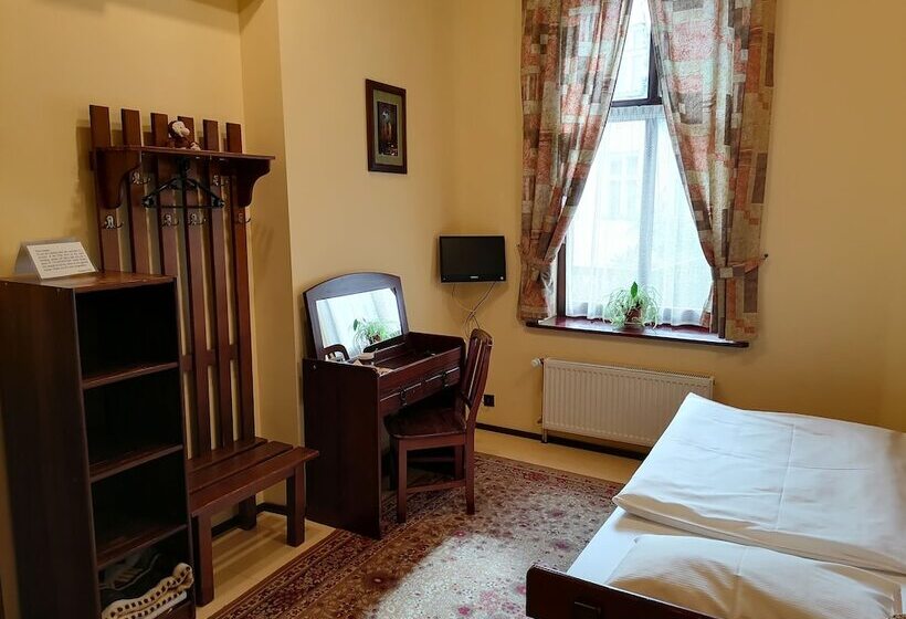 Globtroter Guest House