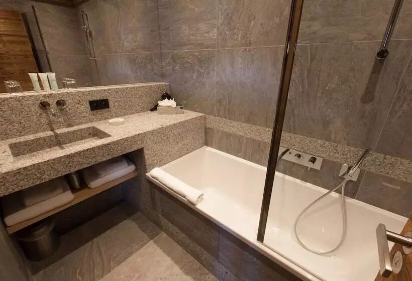 酒店 Au Coin Du Feu