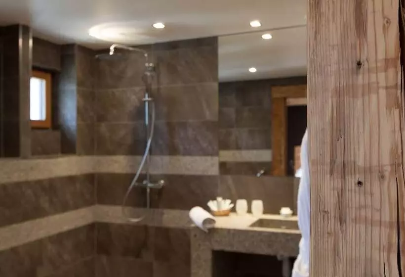 酒店 Au Coin Du Feu