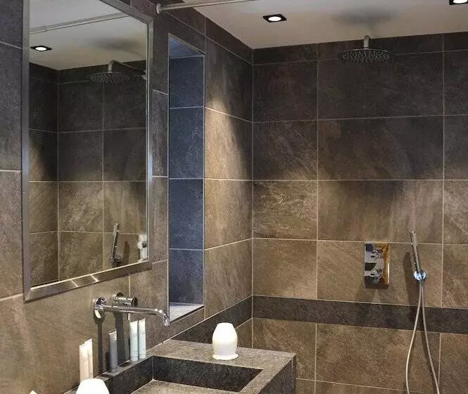 酒店 Au Coin Du Feu