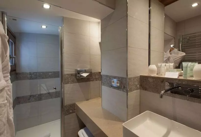 酒店 Au Coin Du Feu