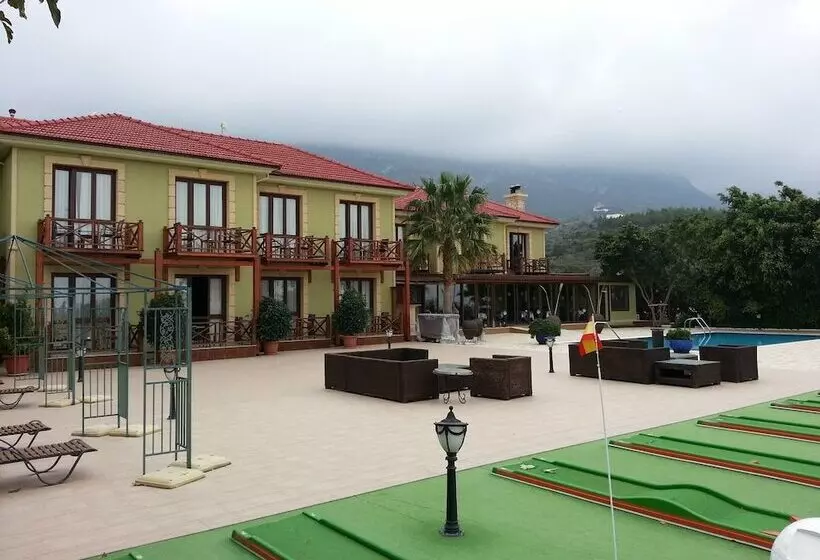 هتل Bella View Art Boutique