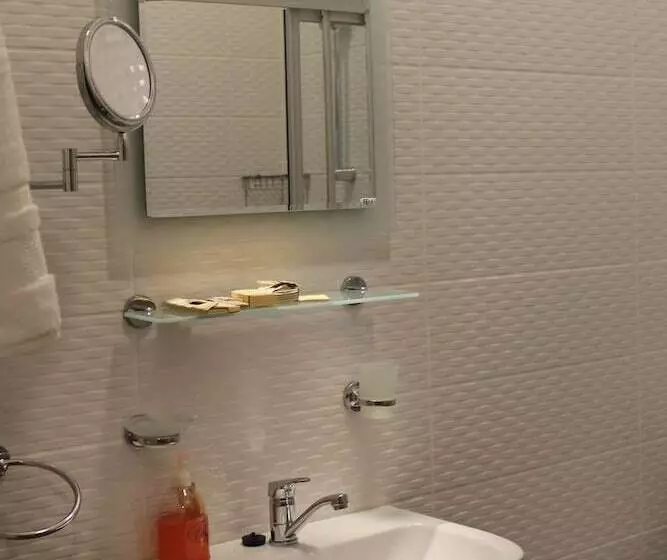 هتل Bella View Art Boutique