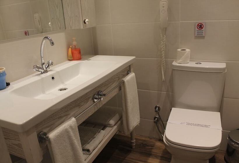 هتل Bella View Art Boutique