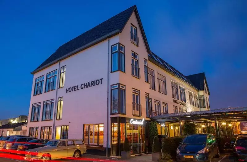 Hotel Chariot