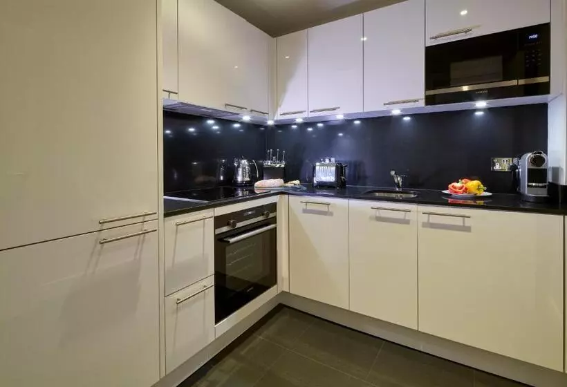 בית מלון כפרי Cheval Harrington Court At South Kensington