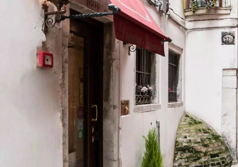 هتل Dimora Marciana