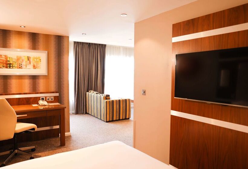 酒店 Doubletree By Hilton  Milton Keynes