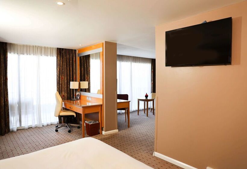 酒店 Doubletree By Hilton  Milton Keynes