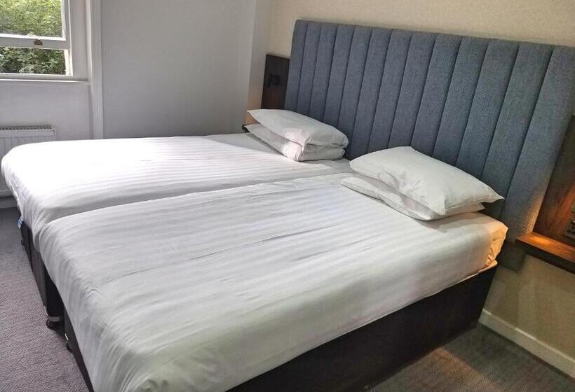 فندق Garden Court