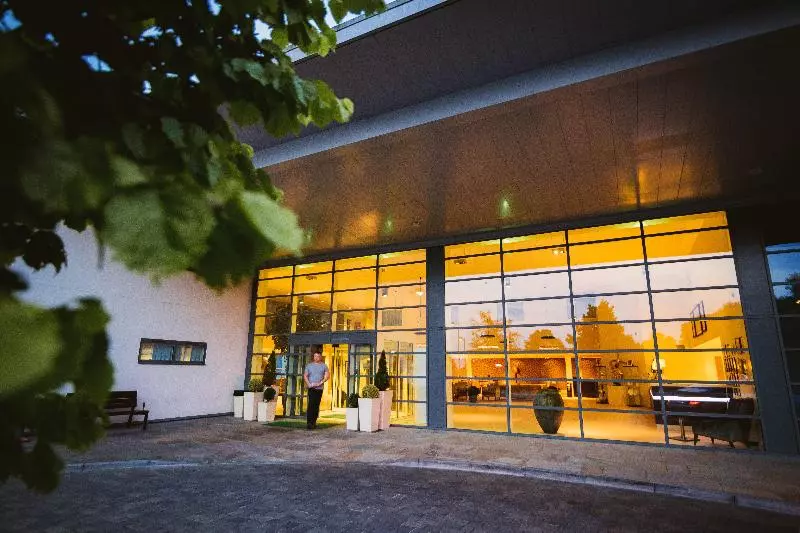 Voco Winchester Hotel & Spa, An Ihg Hotel