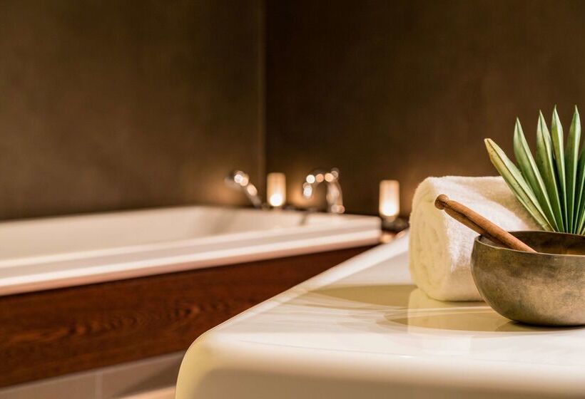 Infinity Hotel & Conference Resort Munich