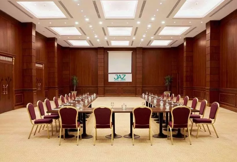 هتل Jaz Grand Marsa