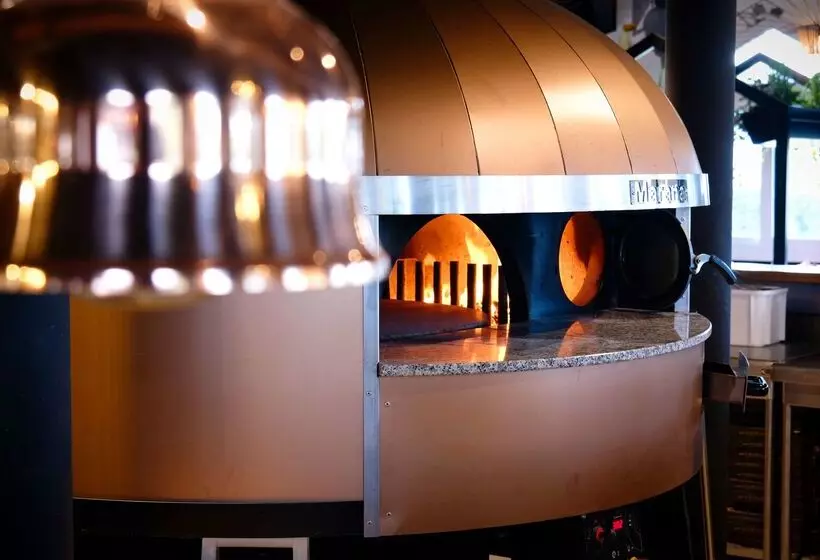 בית מלון כפרי Kyriad Direct Perpignan Nord   Aéroport