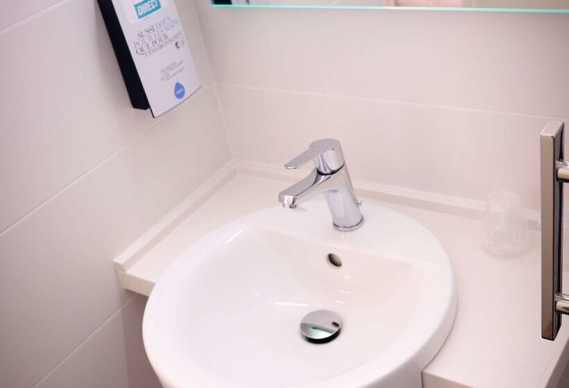 호텔 Kyriad Direct Perpignan Nord Aéroport