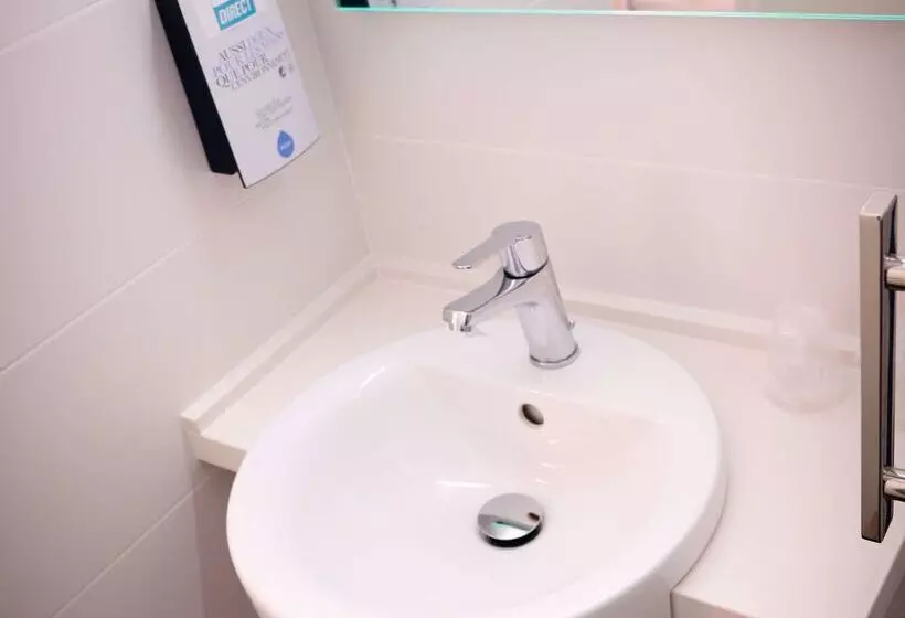 בית מלון כפרי Kyriad Direct Perpignan Nord   Aéroport