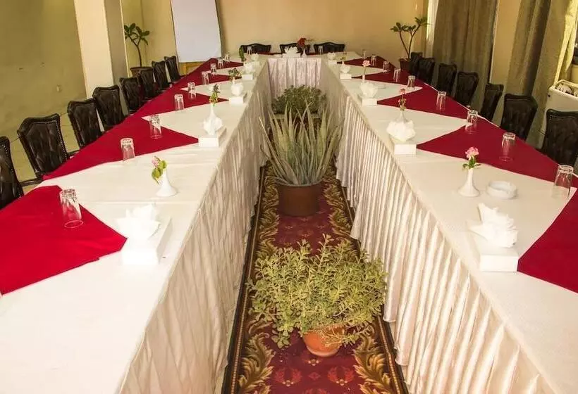 هتل Marhaba Palace