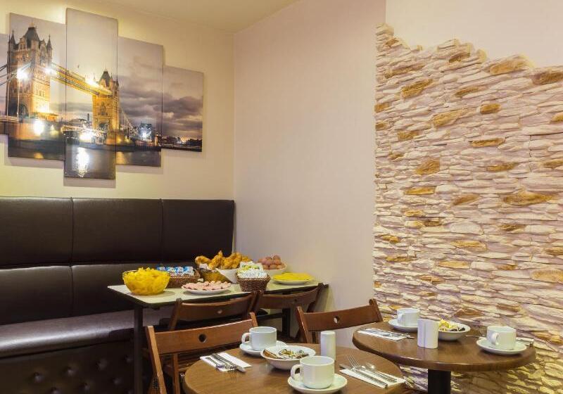 هتل Notting Hill Gate