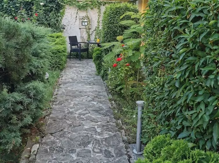 هتل Prince Residence Apartments