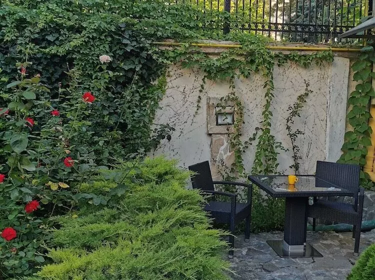 هتل Prince Residence Apartments